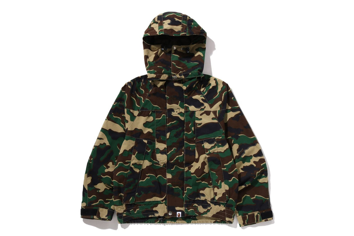 GLITCH WOODLAND CAMO SHORT SNOWBOARD JACKET