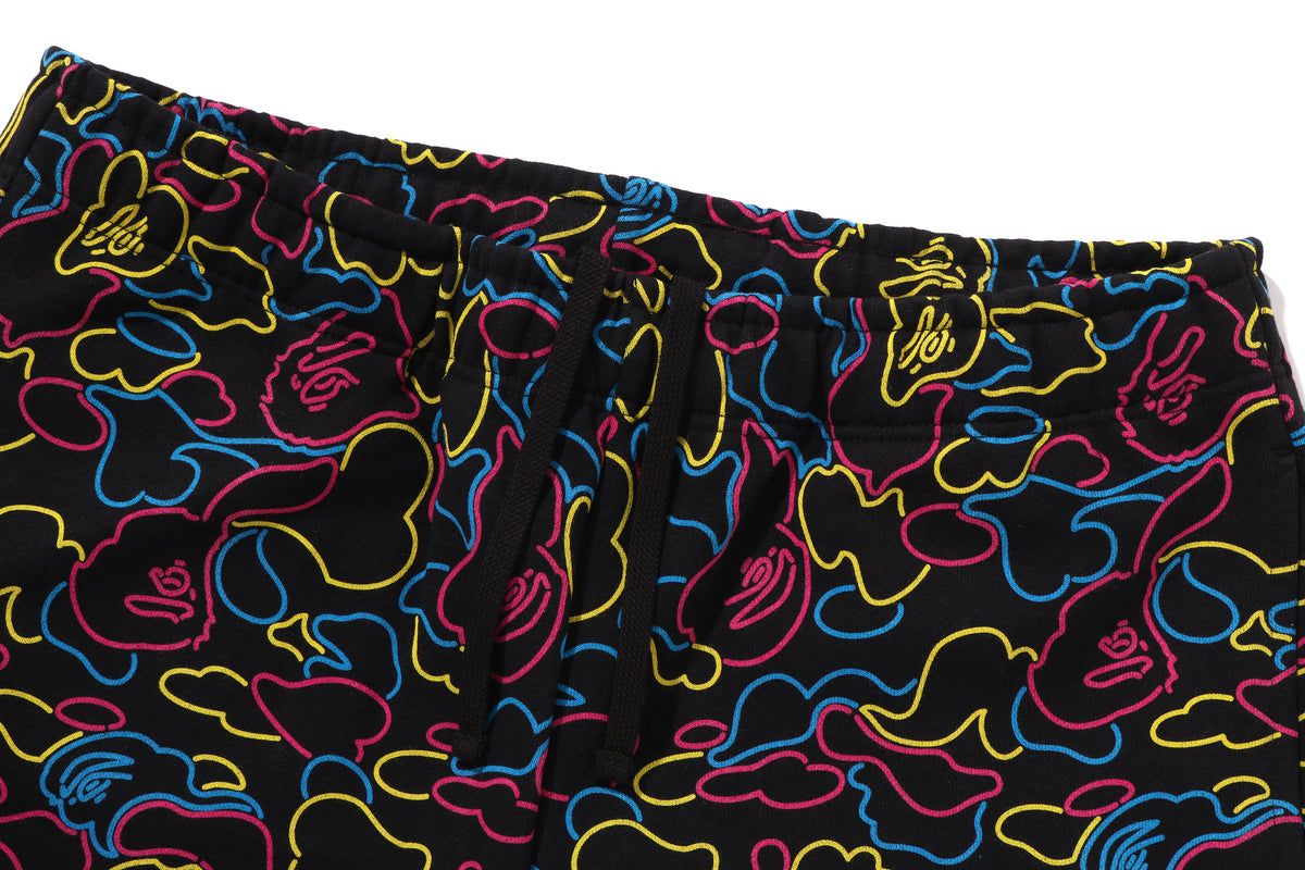 NEON CAMO REGULAR FIT SWEAT SHORTS