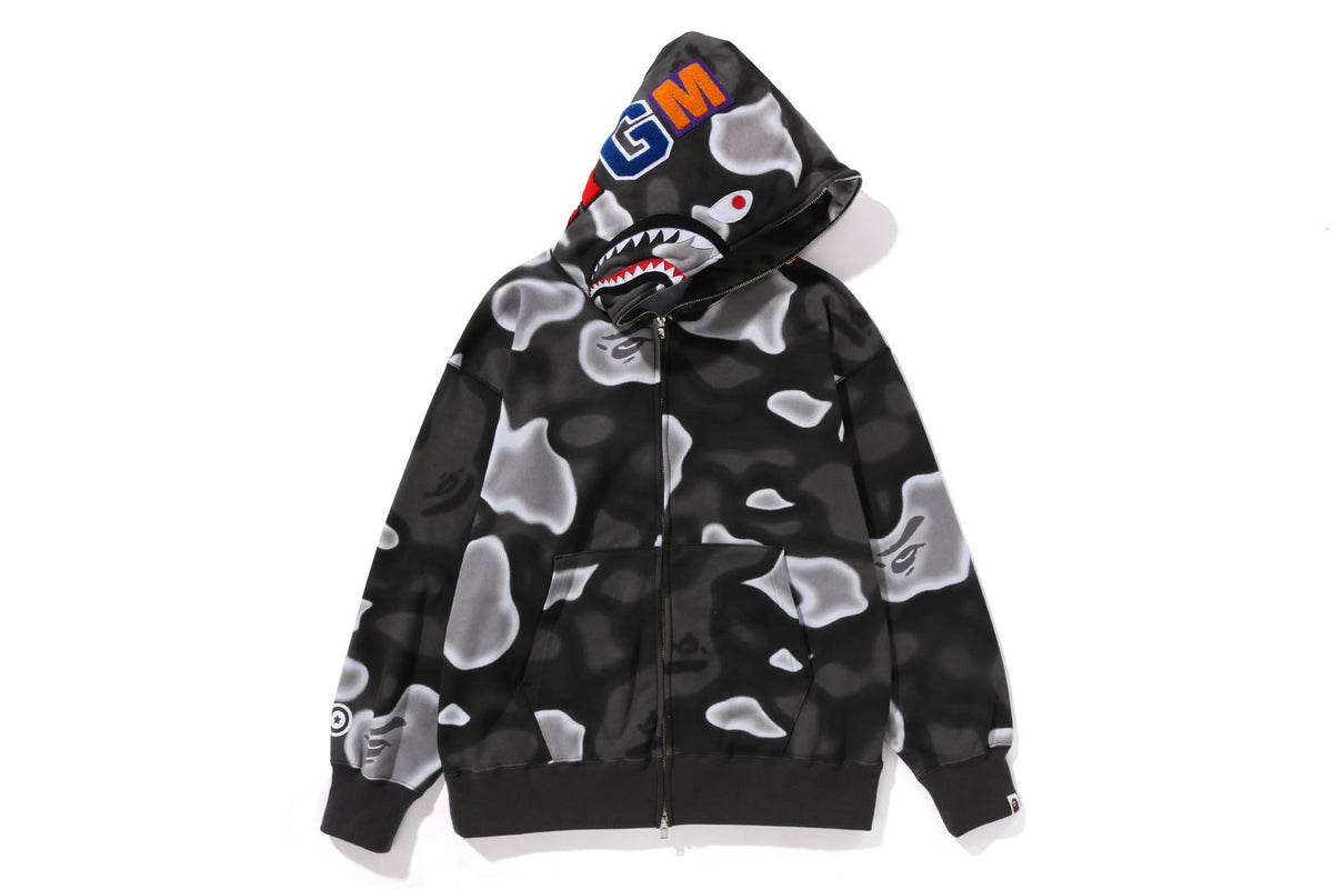 BAPE MENS SHARK PRINT LIQUID CAMO RELAXED FIT FULL ZIP HOODIE