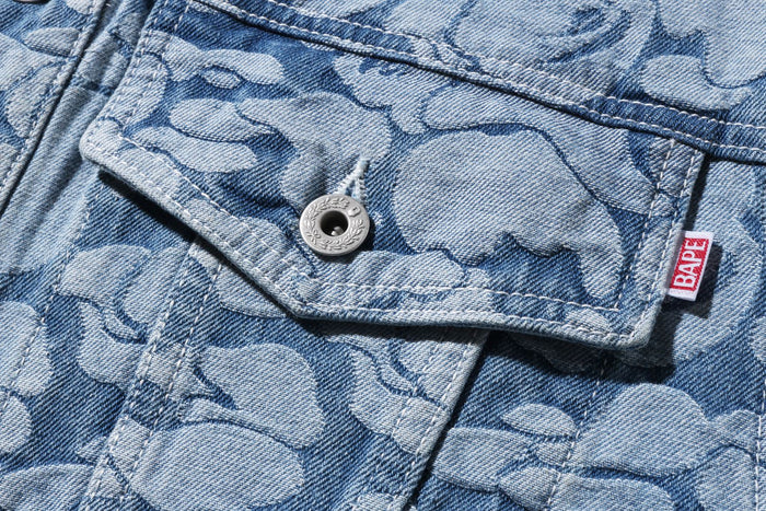 SOLID CAMO CROPPED DENIM JACKET