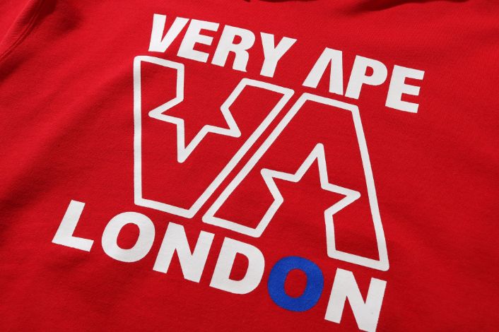 BAPE STORE LONDON VERY APE RELAX PULLOVER HOODIE