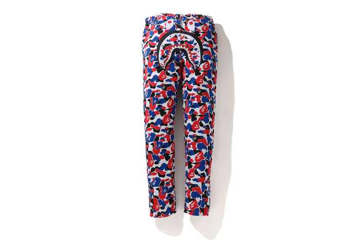 BAPE STORE® LONDON CAMO SHARK SLIM SWEAT PANTS