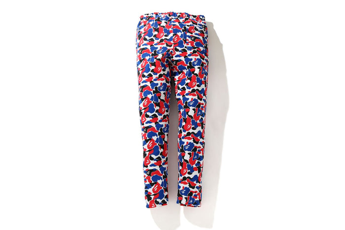 BAPE STORE® LONDON CAMO SHARK SLIM SWEAT PANTS