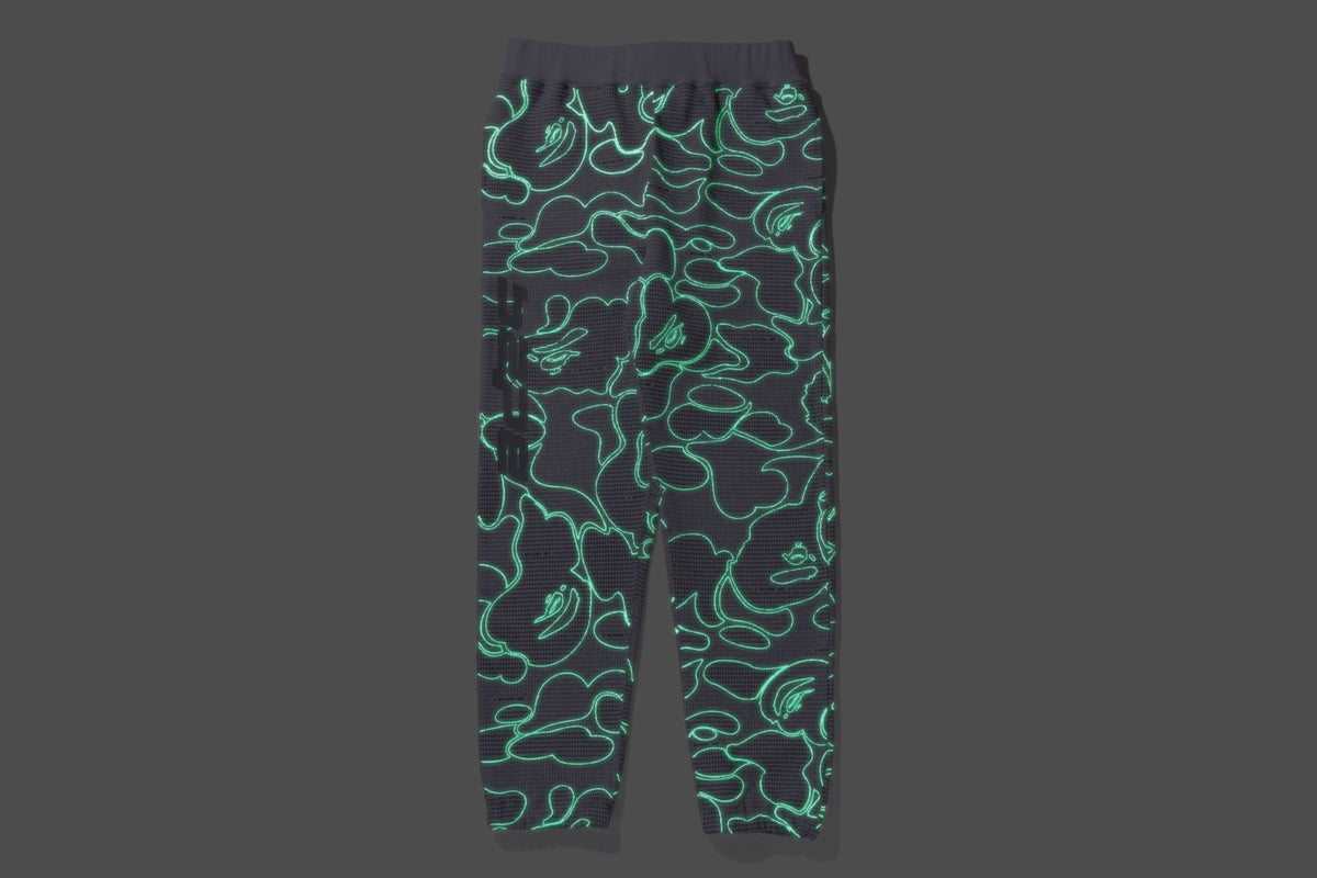 TEXT CODE CAMO SWEAT PANTS
