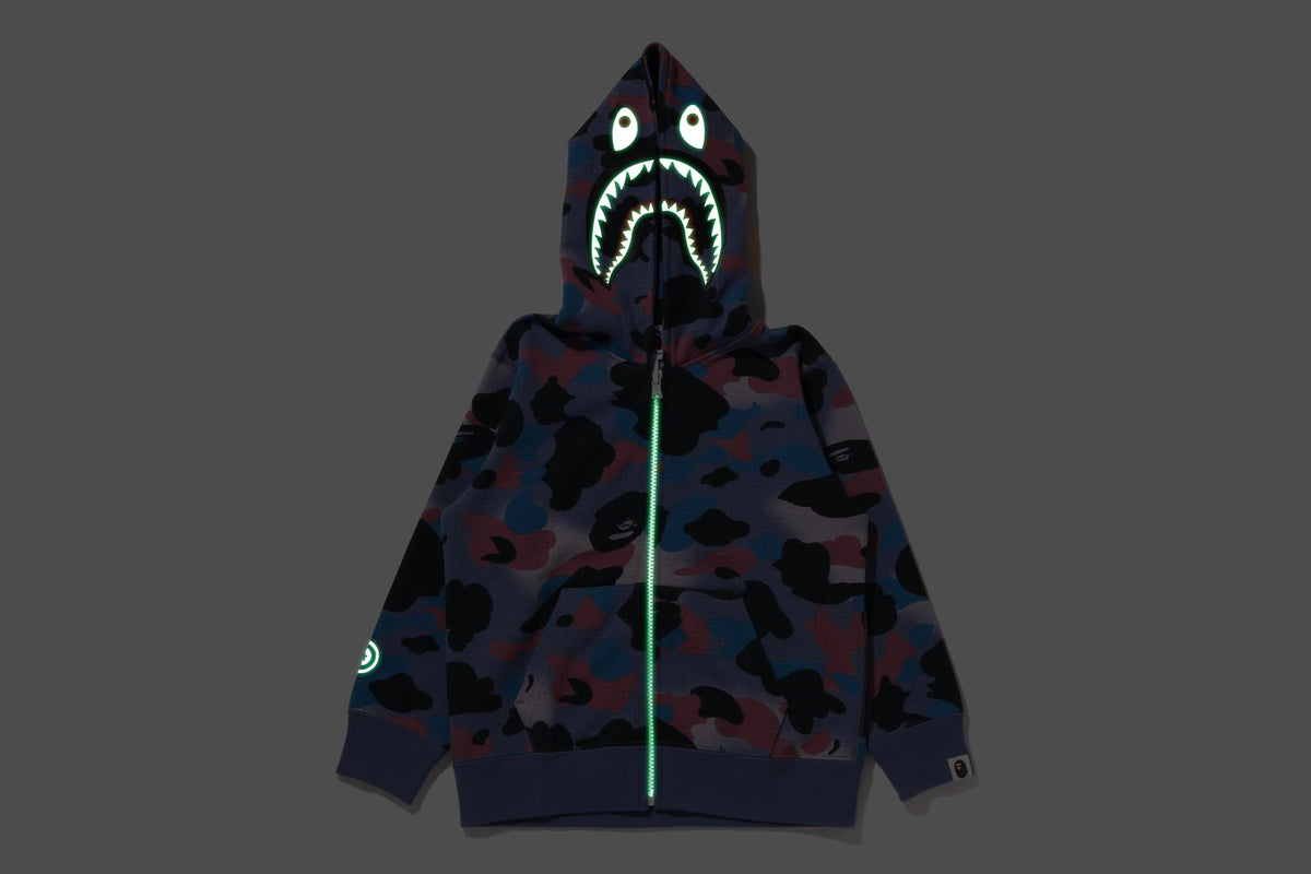 GRID CAMO SHARK GLOW IN THE DARK ZIP HOODIE