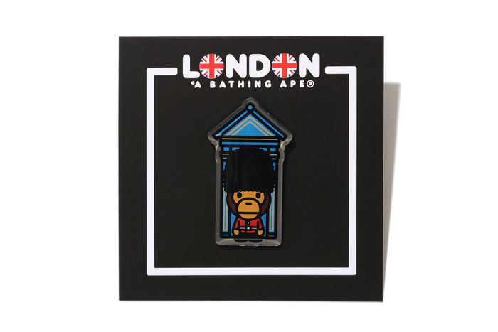 BAPE STORE® LONDON BABY MILO THE GUARDS SENTRY BOX PINS